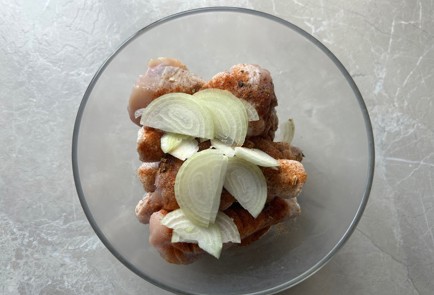 Фото шага рецепта Маринад для шашлыка из курицы 189758 шаг 6  