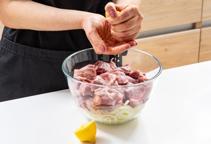 Фото шага рецепта Маринад для шашлыка из свинины с луком 189034 шаг 6  