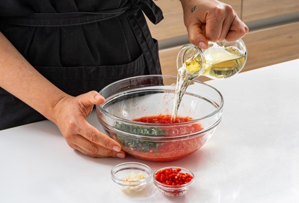 Фото шага рецепта Маринад для шашлыка на белом вине 186439 шаг 6  