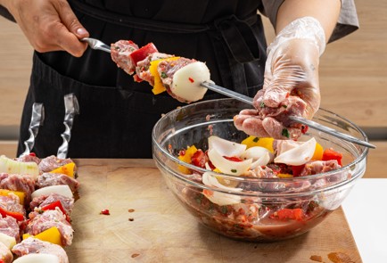 Фото шага рецепта Маринад для шашлыка на белом вине 186439 шаг 9  