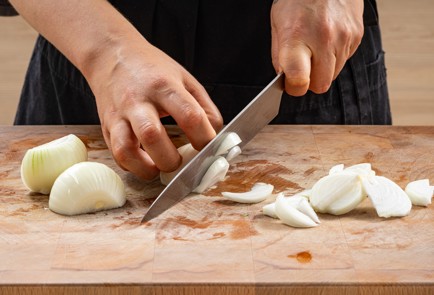 Фото шага рецепта Маринад для шашлыка с кокосовым молоком 186440 шаг 3  