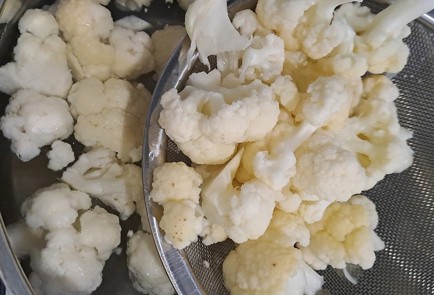 Фото шага рецепта Цветная капуста маринованная со свеклой 190575 шаг 3  