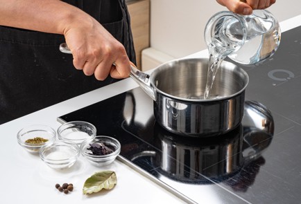 Фото шага рецепта Маринованная мойва 186383 шаг 2  