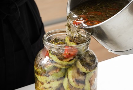 Фото шага рецепта Маринованные кабачки гриль 151335 шаг 5  