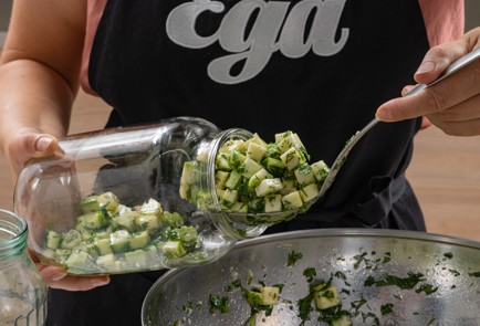 Фото шага рецепта Маринованные кабачки как грибы 174397 шаг 6  