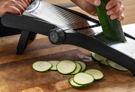 Фото шага рецепта Маринованные кабачки 189533 шаг 2  