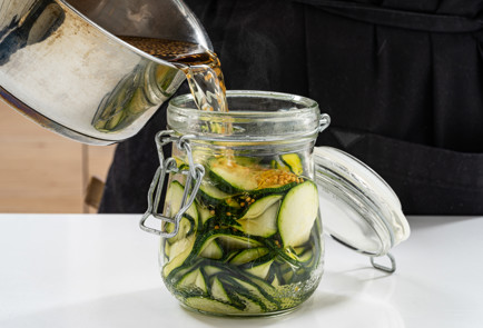 Фото шага рецепта Маринованные кабачки 189533 шаг 9  