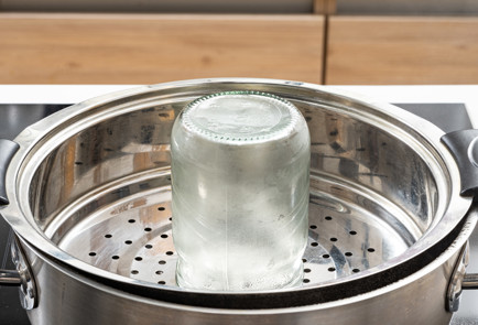 Фото шага рецепта Маринованные огурцы колечками 189118 шаг 3  