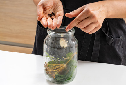 Фото шага рецепта Маринованные огурцы на зиму 189948 шаг 4  