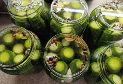 Фото шага рецепта Маринованные огурцы на зиму 190695 шаг 16  