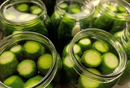 Фото шага рецепта Маринованные огурцы на зиму 190695 шаг 7  