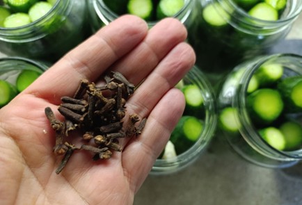 Фото шага рецепта Маринованные огурцы на зиму 190695 шаг 9  