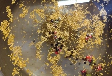 Фото шага рецепта Маринованные огурцы пофински с болгарским перцем 190835 шаг 8  