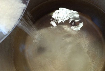 Фото шага рецепта Маринованные огурцы пофински 190834 шаг 5  