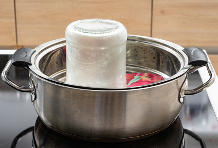 Фото шага рецепта Маринованные огурцы с имбирем 189116 шаг 3  