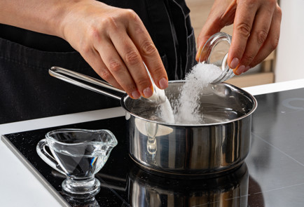 Фото шага рецепта Маринованные огурцы в литровой банке 190151 шаг 6  