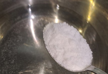 Фото шага рецепта Маринованные помидоры на зиму с базиликом 190227 шаг 10  