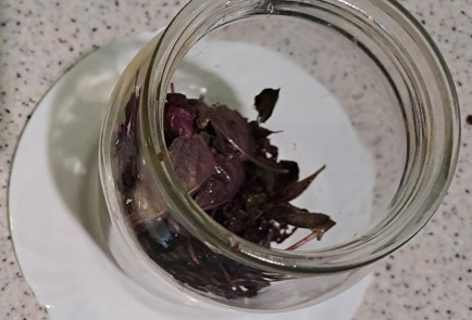 Фото шага рецепта Маринованные помидоры на зиму с базиликом 190227 шаг 7  