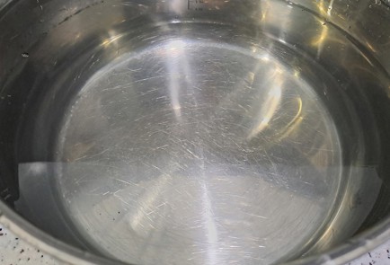 Фото шага рецепта Маринованные помидоры на зиму с перцем и луком 190224 шаг 8  