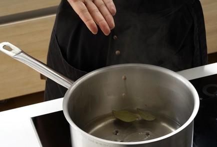 Фото шага рецепта Маринованные ранетки со сладким перцем 152768 шаг 4  