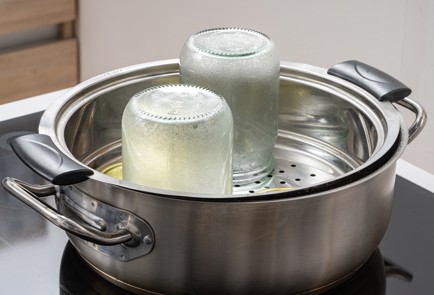 Фото шага рецепта Маринованные сливы 174646 шаг 2  