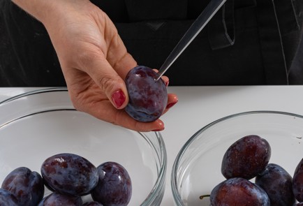 Фото шага рецепта Маринованные сливы 174646 шаг 3  