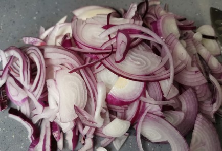 Фото шага рецепта Маринованный лук для шашлыка 189472 шаг 1  