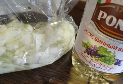 Фото шага рецепта Маринованный лук к шашлыку 189464 шаг 4  