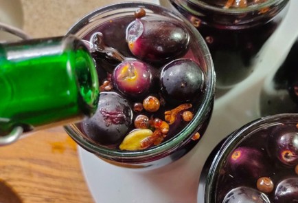 Фото шага рецепта Маринованный виноград на зиму 190052 шаг 13  