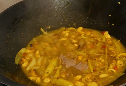 Фото шага рецепта Тайское карри массаманкарри 114780 шаг 6  