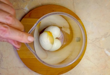 Фото шага рецепта Майонез на вареных яйцах 188074 шаг 3  