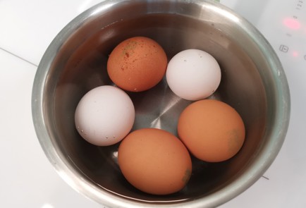 Фото шага рецепта Майонез 188237 шаг 1