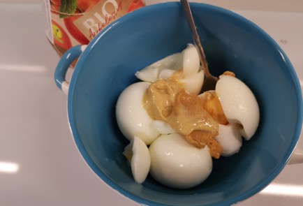 Фото шага рецепта Майонез 188237 шаг 7