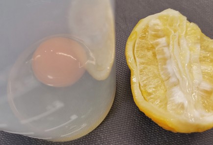 Фото шага рецепта Майонезный соус с чесноком 173347 шаг 3