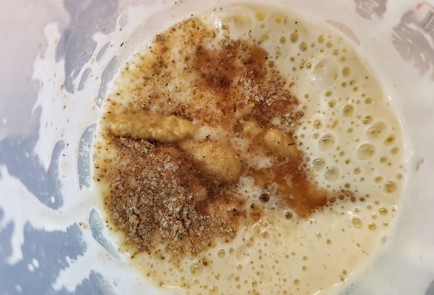 Фото шага рецепта Майонезный соус с уцхосунели 152374 шаг 2  