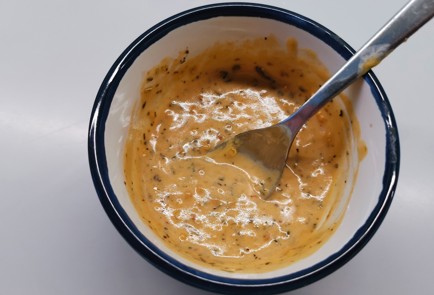 Фото шага рецепта Медальоны из говядины с французским соусом 175619 шаг 11  