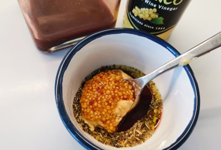 Фото шага рецепта Медальоны из говядины с французским соусом 175619 шаг 5  