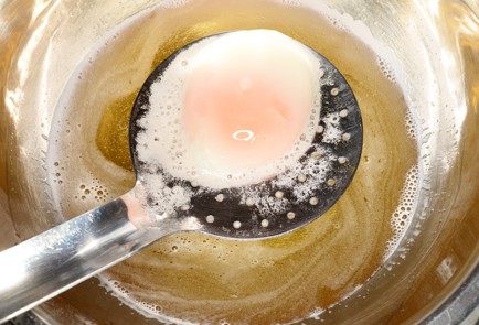 Фото шага рецепта Медленные яйца 49930 шаг 2  