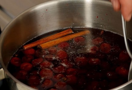 Фото шага рецепта Венгерская окрошка с вишней Чересньелевеш 93325 шаг 3  