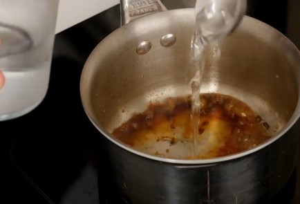 Фото шага рецепта Медовая коврижка 93460 шаг 1  