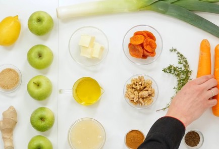 Фото шага рецепта Медовый цимес 31626 шаг 1  