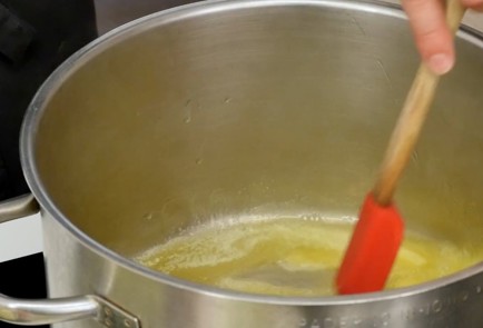 Фото шага рецепта Медовый цимес 31626 шаг 2  