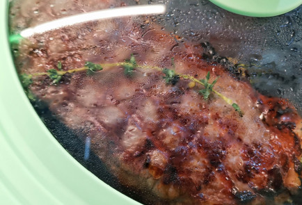 Фото шага рецепта Медовогорчичный стейк стриплойн из мраморной говядины 151493 шаг 10  