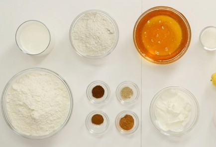 Фото шага рецепта Медовые пряники 93456 шаг 1  