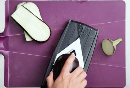 Фото шага рецепта Меланзана алла пармиджана 52241 шаг 1  