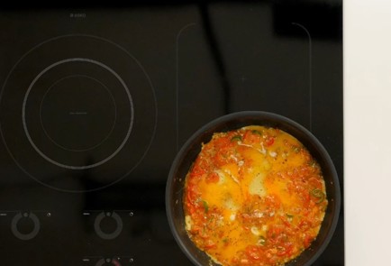 Фото шага рецепта Турецкая яичница менемен 114833 шаг 8  