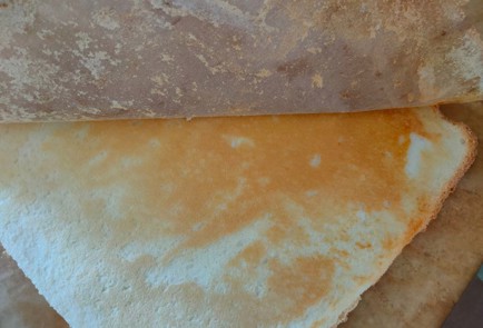 Фото шага рецепта Меренговый рулет 189285 шаг 21  