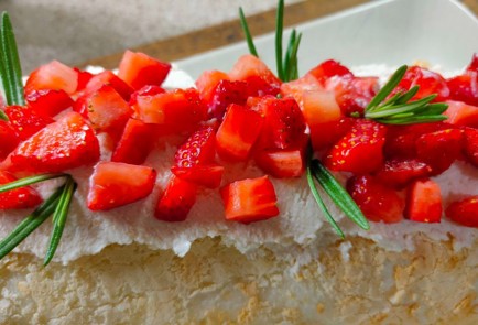 Фото шага рецепта Меренговый рулет 189285 шаг 29  