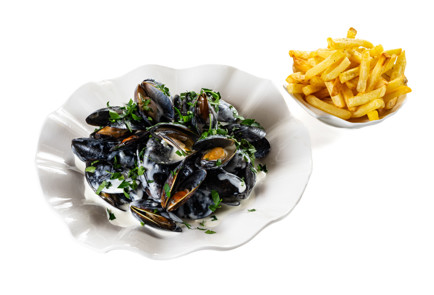 Фото шага рецепта Мидии в соусе из голубого сыра 191080 шаг 10  