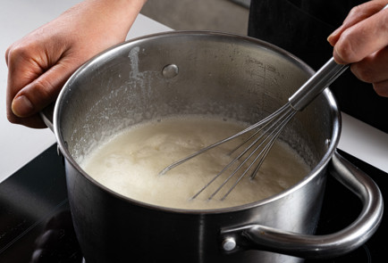 Фото шага рецепта Мидии в соусе из голубого сыра 191080 шаг 8  